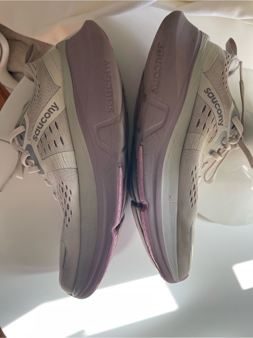 Saucony Women's Running Shoes in Light Purple and Soft Pink - Picture 6 of 10